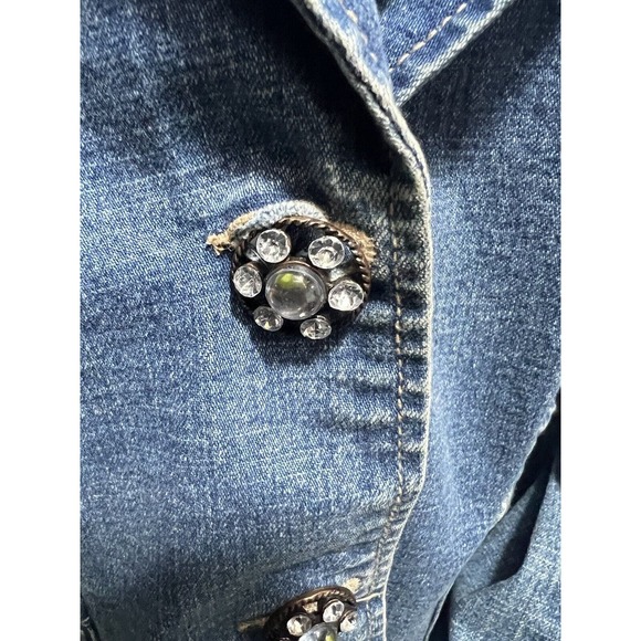 STO Susquehanna Trail Outfitters Denim Jean Jacket Size Large 2 Fancy Buttons - Picture 3 of 8